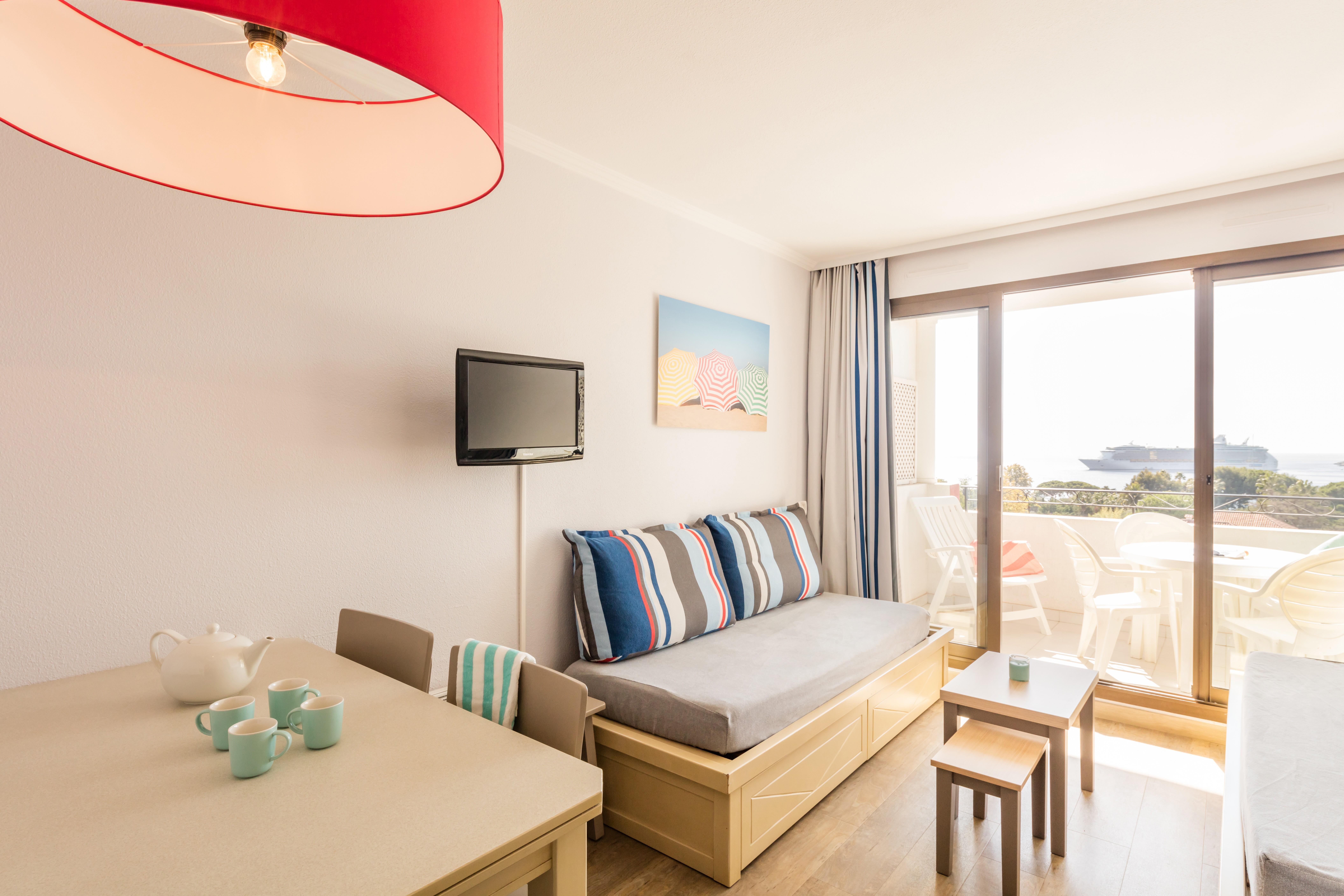 Residence Pierre & Vacances L'Ange Gardien Вильфранш-сюр-Мер Экстерьер фото