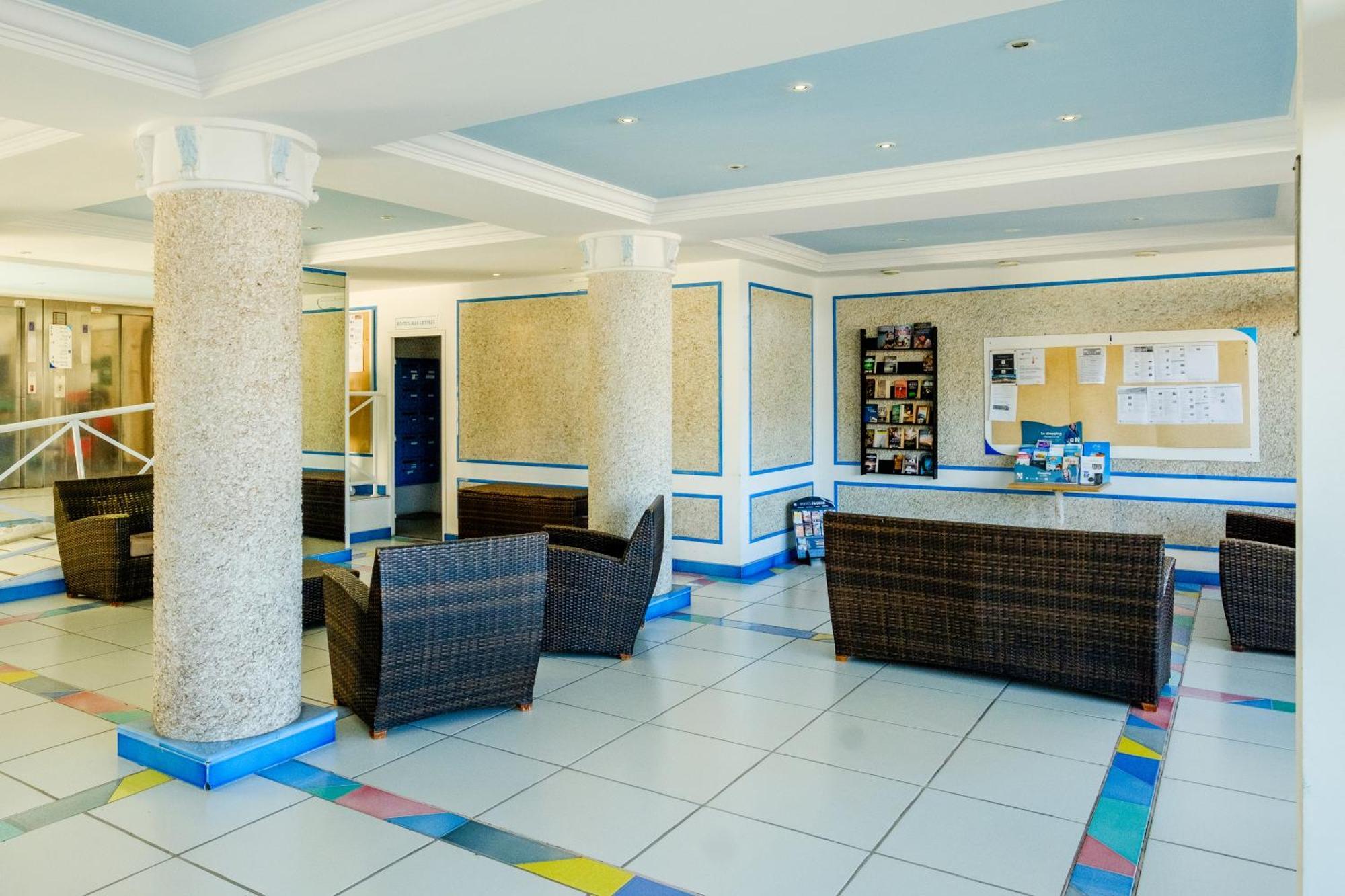 Residence Pierre & Vacances L'Ange Gardien Вильфранш-сюр-Мер Экстерьер фото