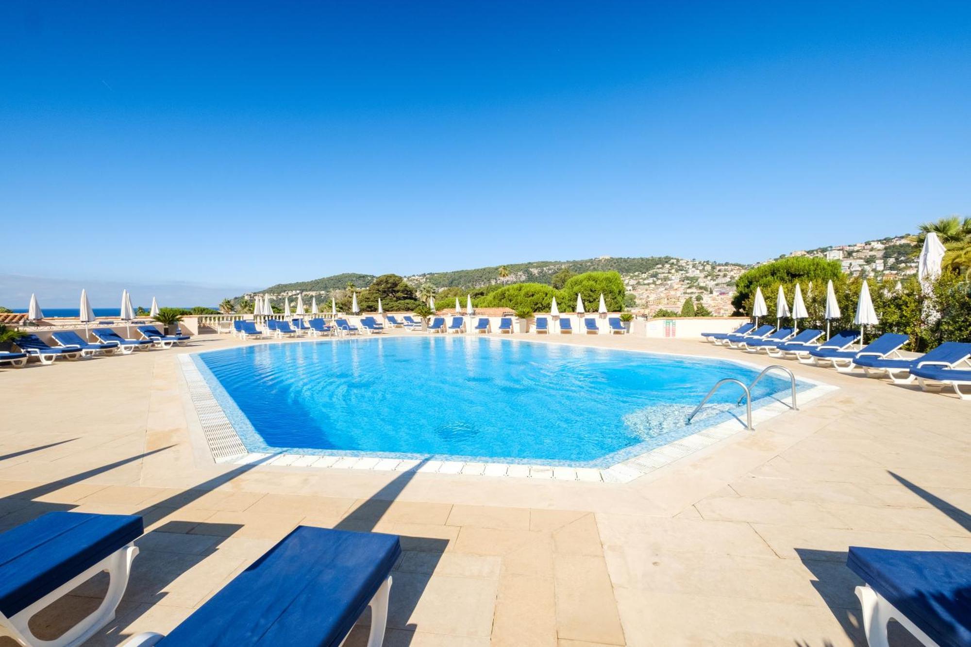 Residence Pierre & Vacances L'Ange Gardien Вильфранш-сюр-Мер Экстерьер фото