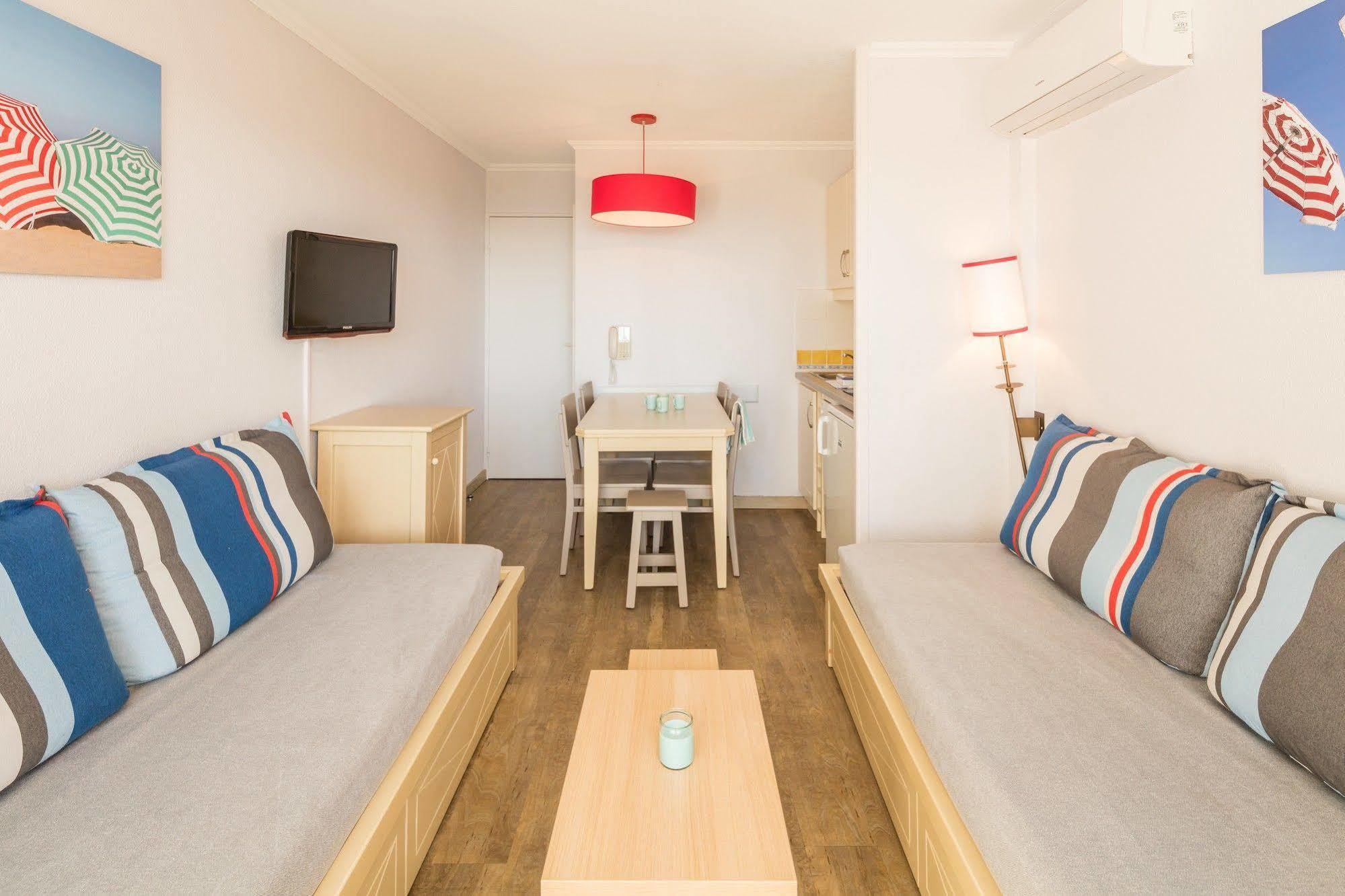 Residence Pierre & Vacances L'Ange Gardien Вильфранш-сюр-Мер Экстерьер фото