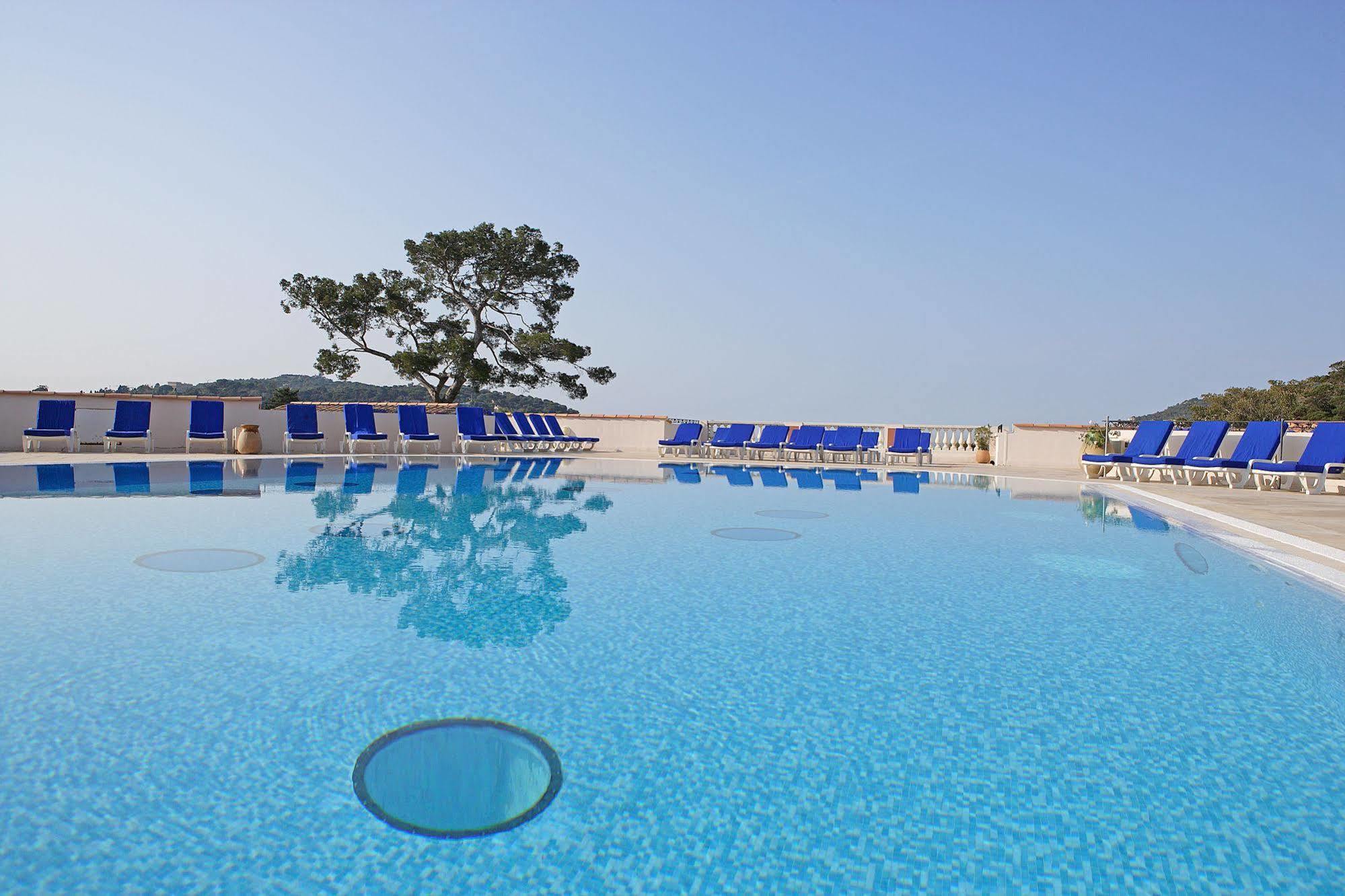 Residence Pierre & Vacances L'Ange Gardien Вильфранш-сюр-Мер Экстерьер фото