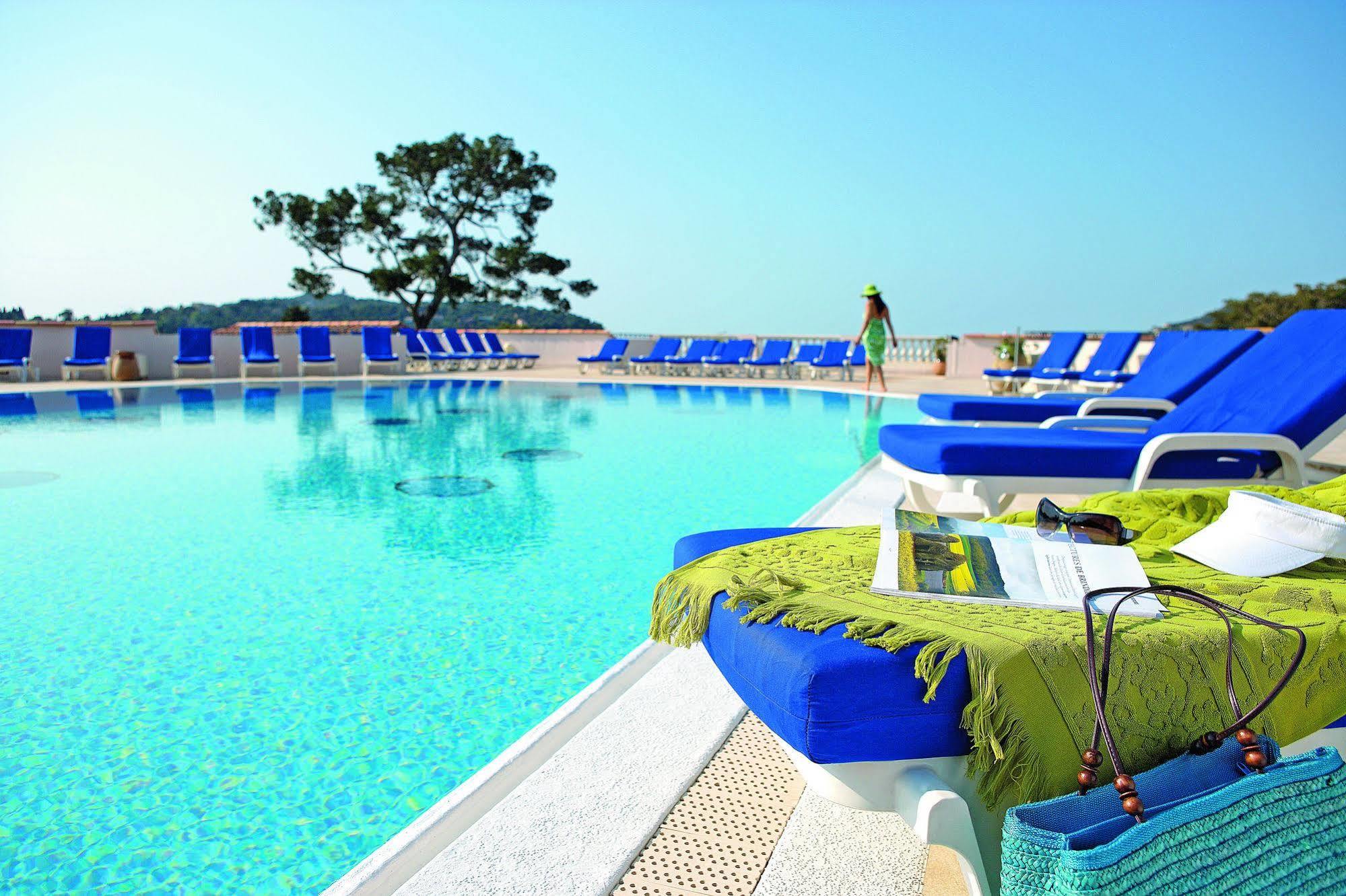Residence Pierre & Vacances L'Ange Gardien Вильфранш-сюр-Мер Экстерьер фото
